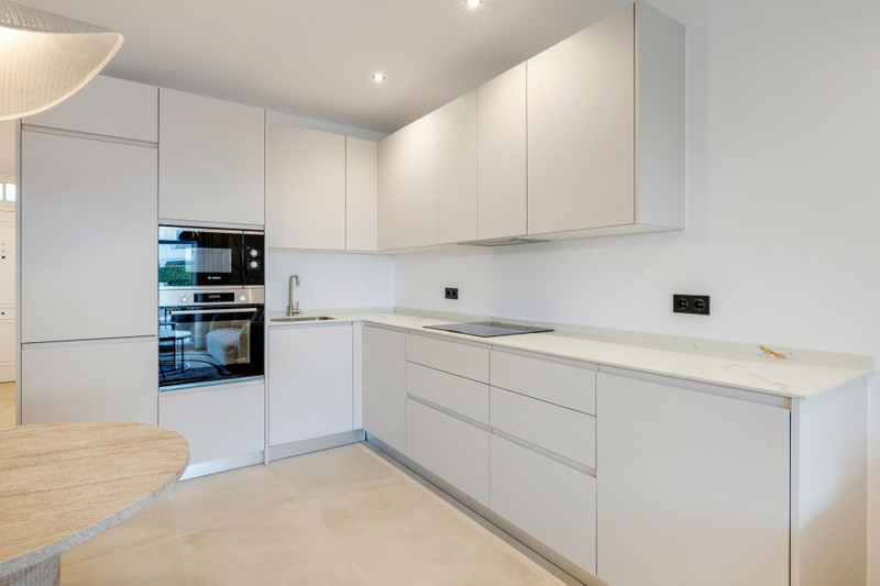 Stylish Apartment for Sale in Nueva Andalucía – Heart of Marbella’s Golf Valley