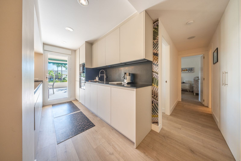 Exclusive Ground Floor Apartment for Sale in Nueva Andalucía – Marbella’s Prestigious Area