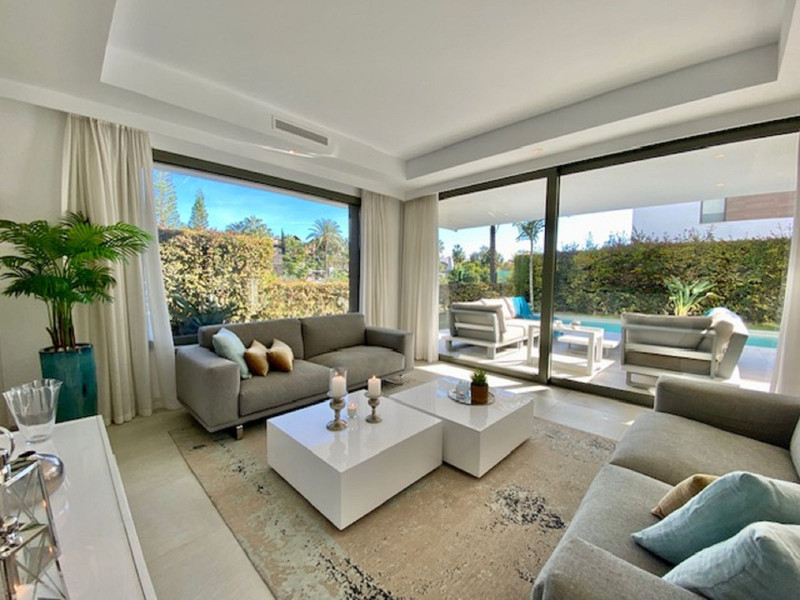 Your Dream Home in Estepona – Stunning Villa for Long-Term Rent