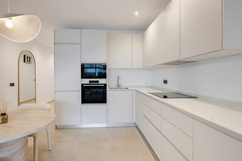 Stylish Apartment for Sale in Nueva Andalucía – Heart of Marbella’s Golf Valley