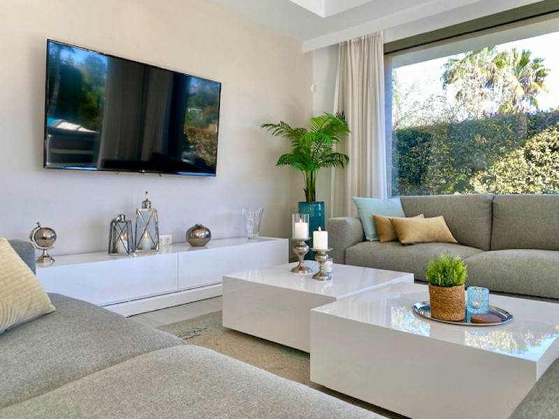 Your Dream Home in Estepona – Stunning Villa for Long-Term Rent