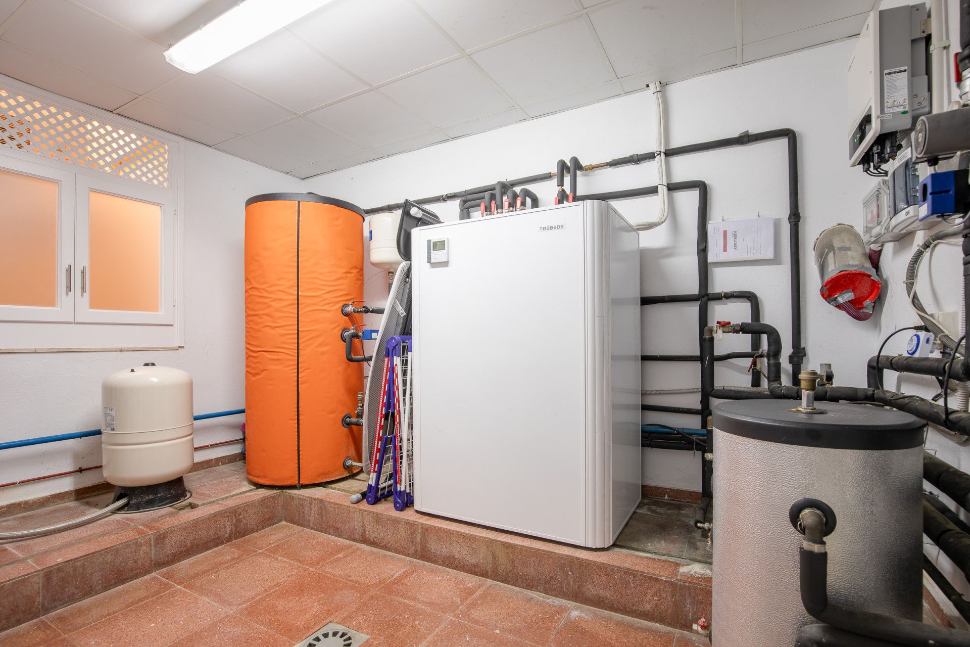 Beautiful Villa for Sale in Los Arqueros Golf – Frontline Golf Living