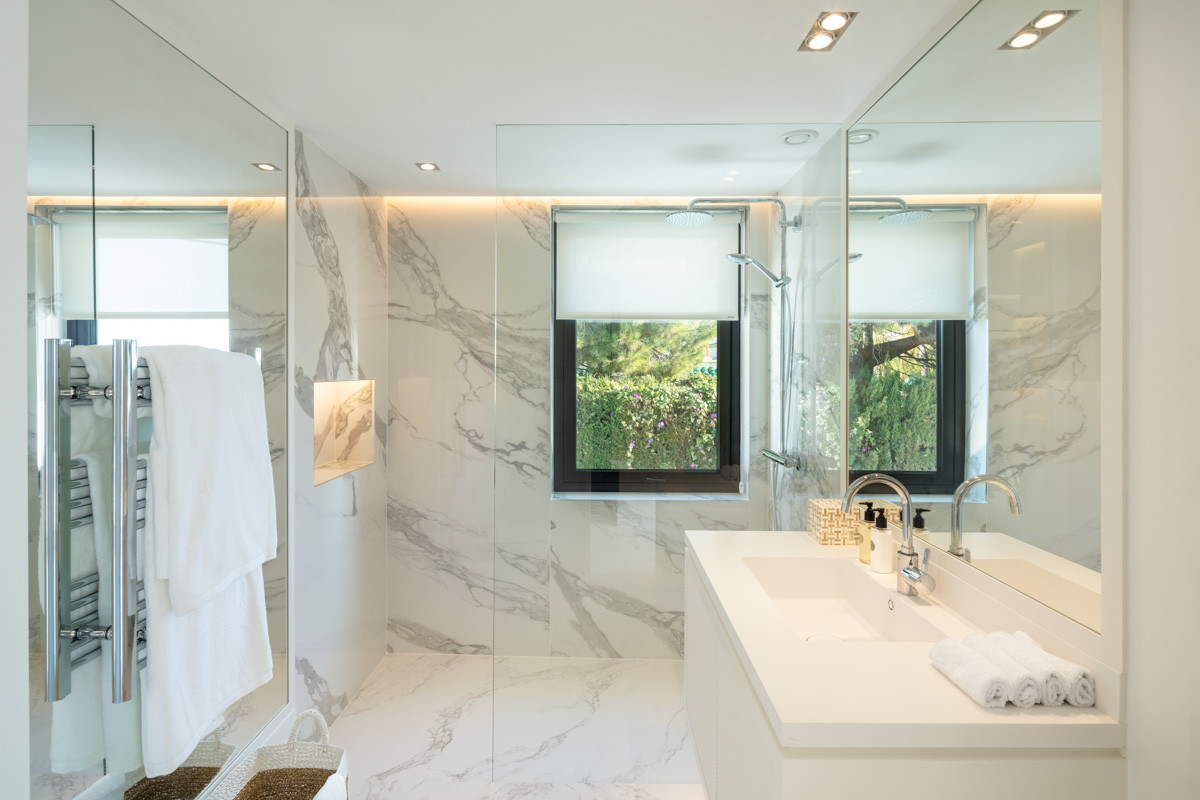 Luxury Panoramic Villa for Sale in La Cerquilla – Nueva Andalucía