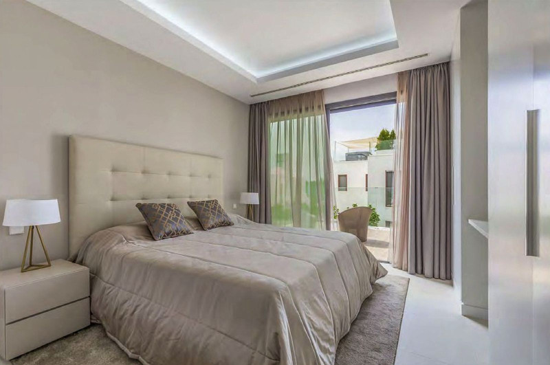 Beautiful Villa for Long-Term Rent on Marbella’s Prestigious Golden Mile