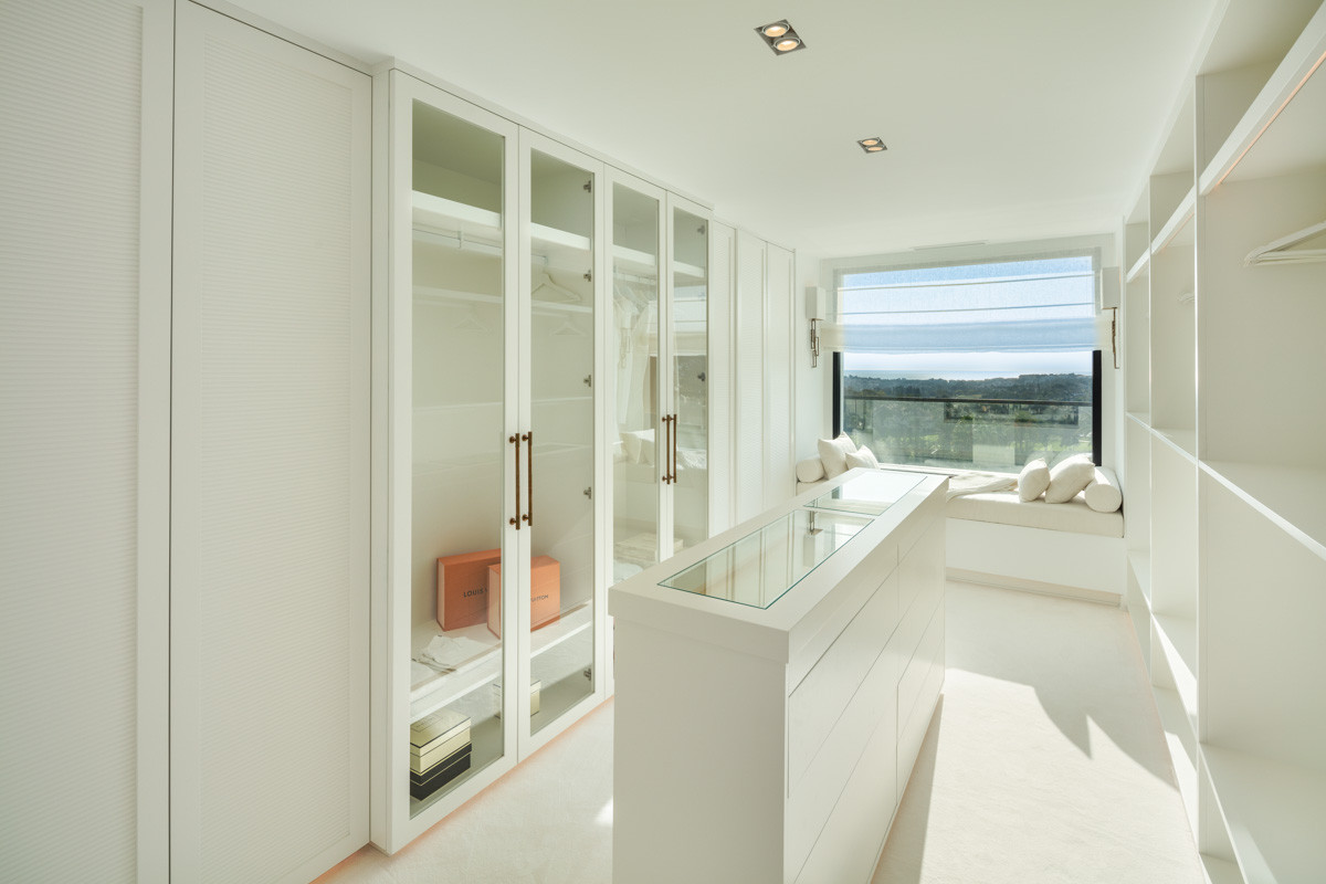 Luxury Panoramic Villa for Sale in La Cerquilla – Nueva Andalucía