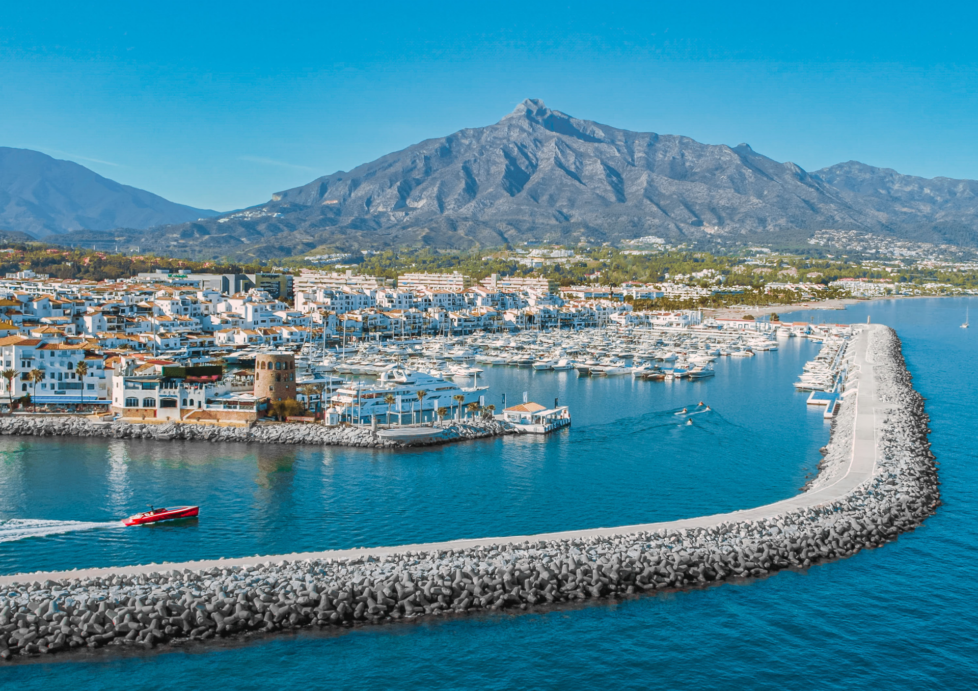 Exceptional Villa Alfa in El Madroñal Gold – One of Marbella’s Finest Locations