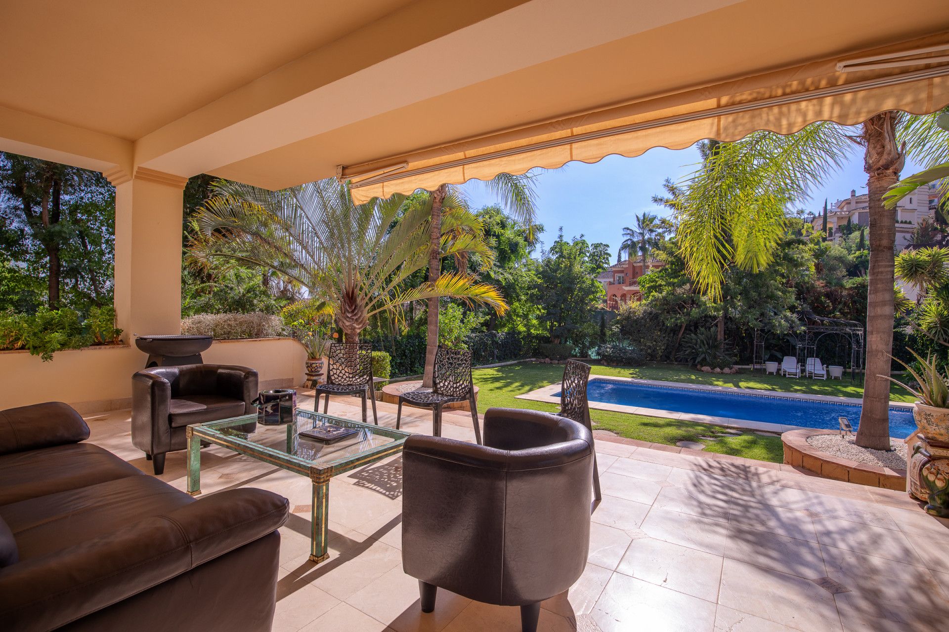 Beautiful Villa for Sale in Los Arqueros Golf – Frontline Golf Living