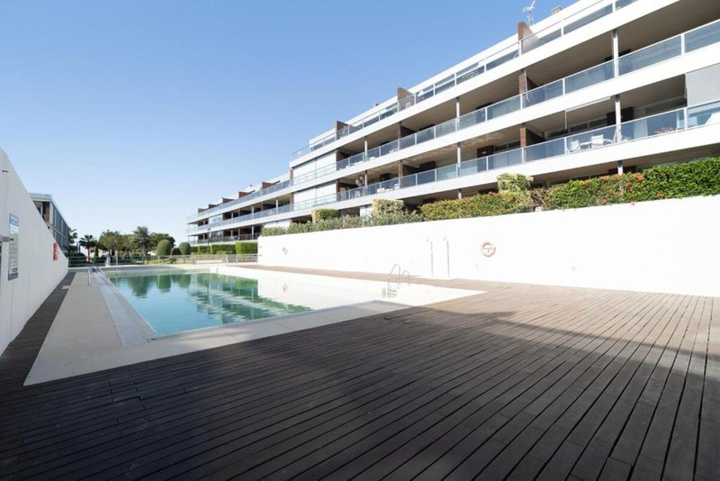 Top Floor Apartment for Long-Term Rent in Manilva