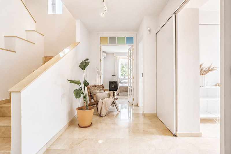 Townhouse for Sale in the Sought-After Beachside Area of San Pedro de Alcántara