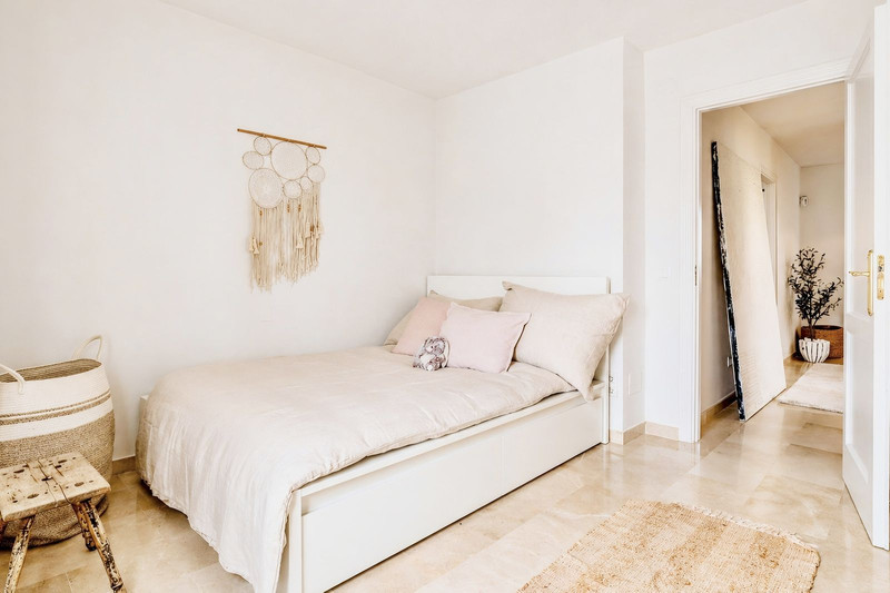 Townhouse for Sale in the Sought-After Beachside Area of San Pedro de Alcántara
