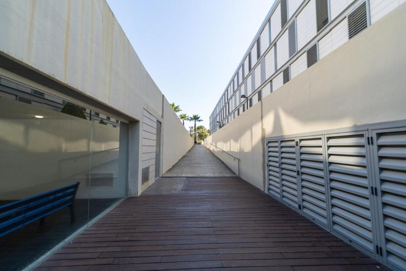 Top Floor Apartment for Long-Term Rent in Manilva