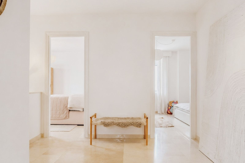 Townhouse for Sale in the Sought-After Beachside Area of San Pedro de Alcántara