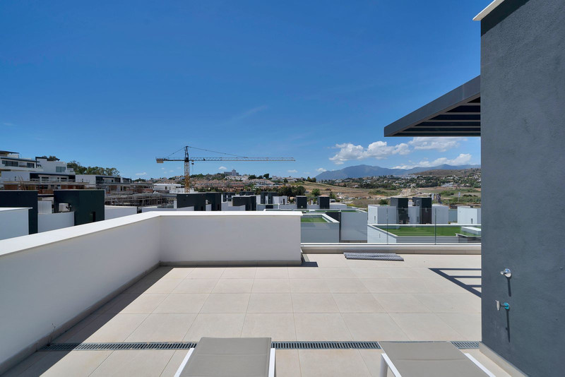 Charming Semi-Detached House for Long-Term Rent in Atalaya – Costa del Sol Living
