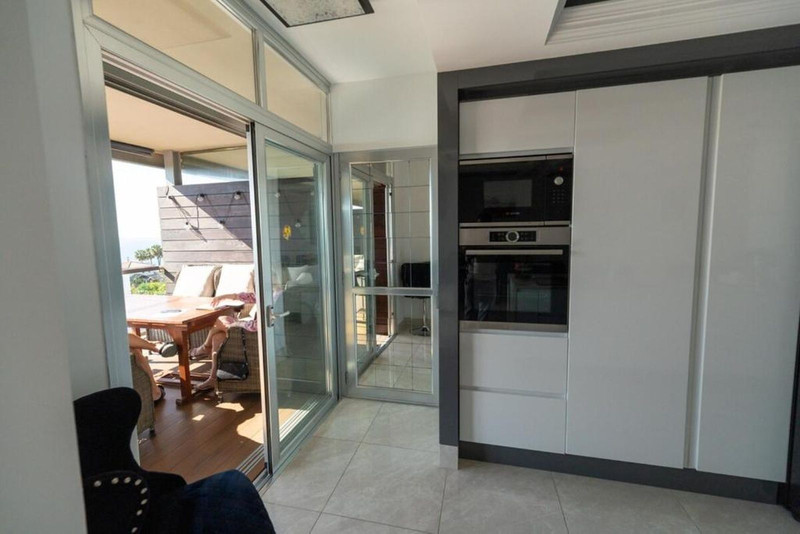 Top Floor Apartment for Long-Term Rent in Manilva