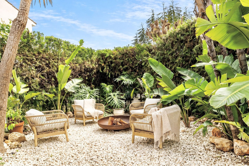 Townhouse for Sale in the Sought-After Beachside Area of San Pedro de Alcántara
