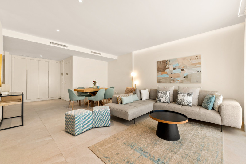 Luxury Duplex for Long-Term Rental on the Golden Mile