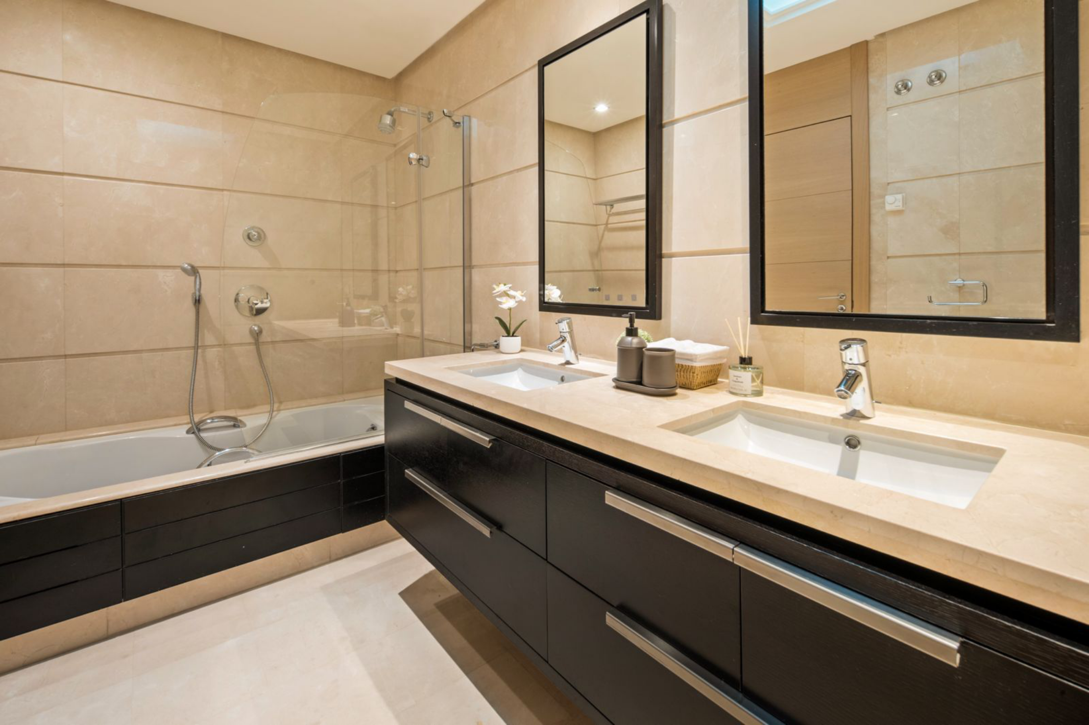 Elegant Apartment for Rent in Buenavista, La Quinta, Benahavís