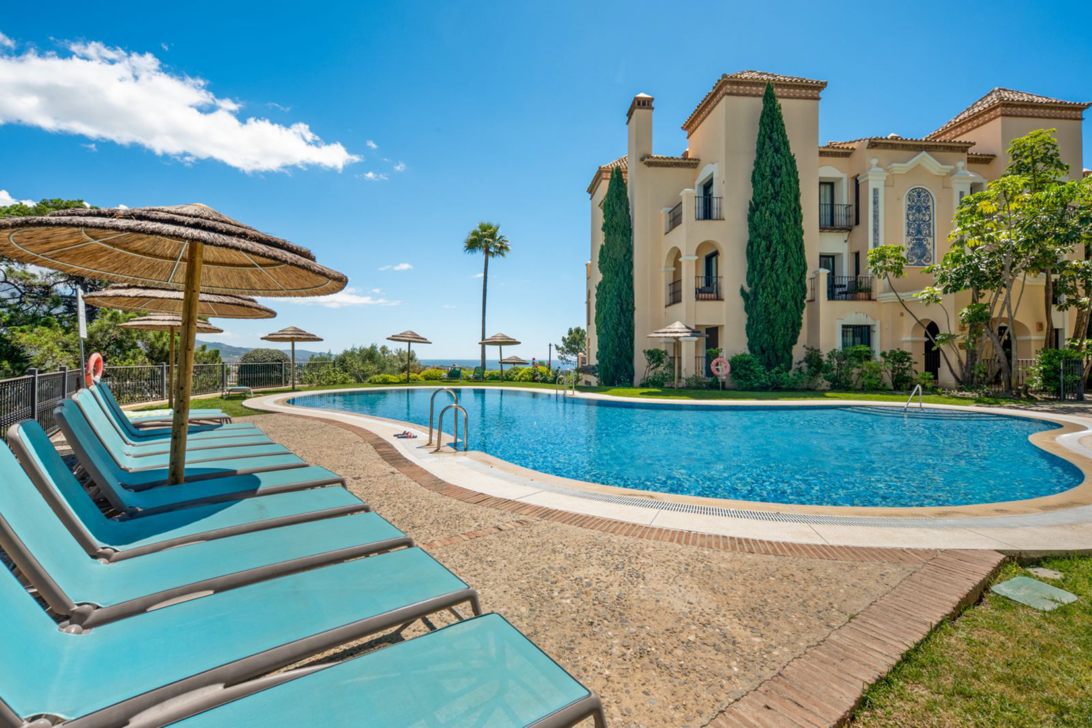 Elegant Apartment for Rent in Buenavista, La Quinta, Benahavís