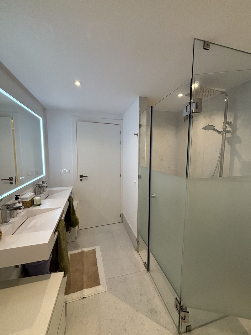 Ground Floor Apartment for Long-Term Rent in Nueva Andalucía