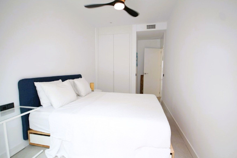 Modern Mid-Floor Apartment for Long-Term Rent in Marbella – Bright, Spacious & Ideally Located