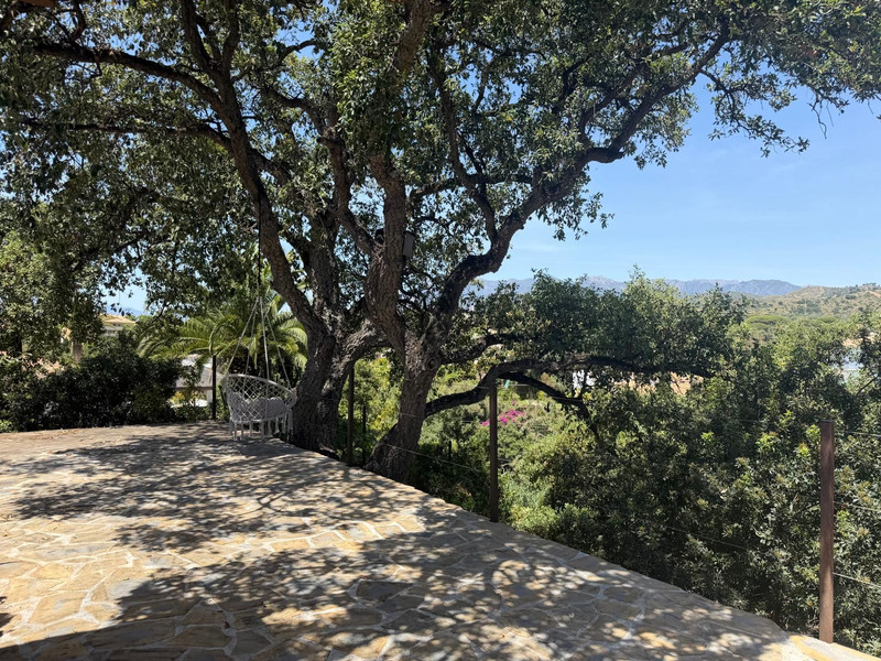 Elegant Villa for Long-Term Rent in Elviria, Marbella