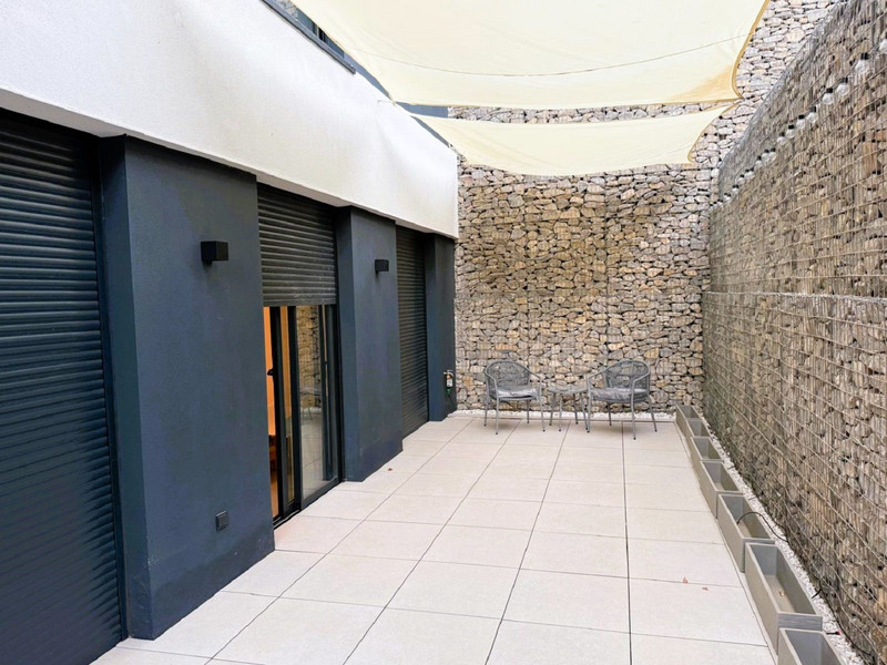 Modern Mid-Floor Apartment for Long-Term Rent in Marbella – Bright, Spacious & Ideally Located