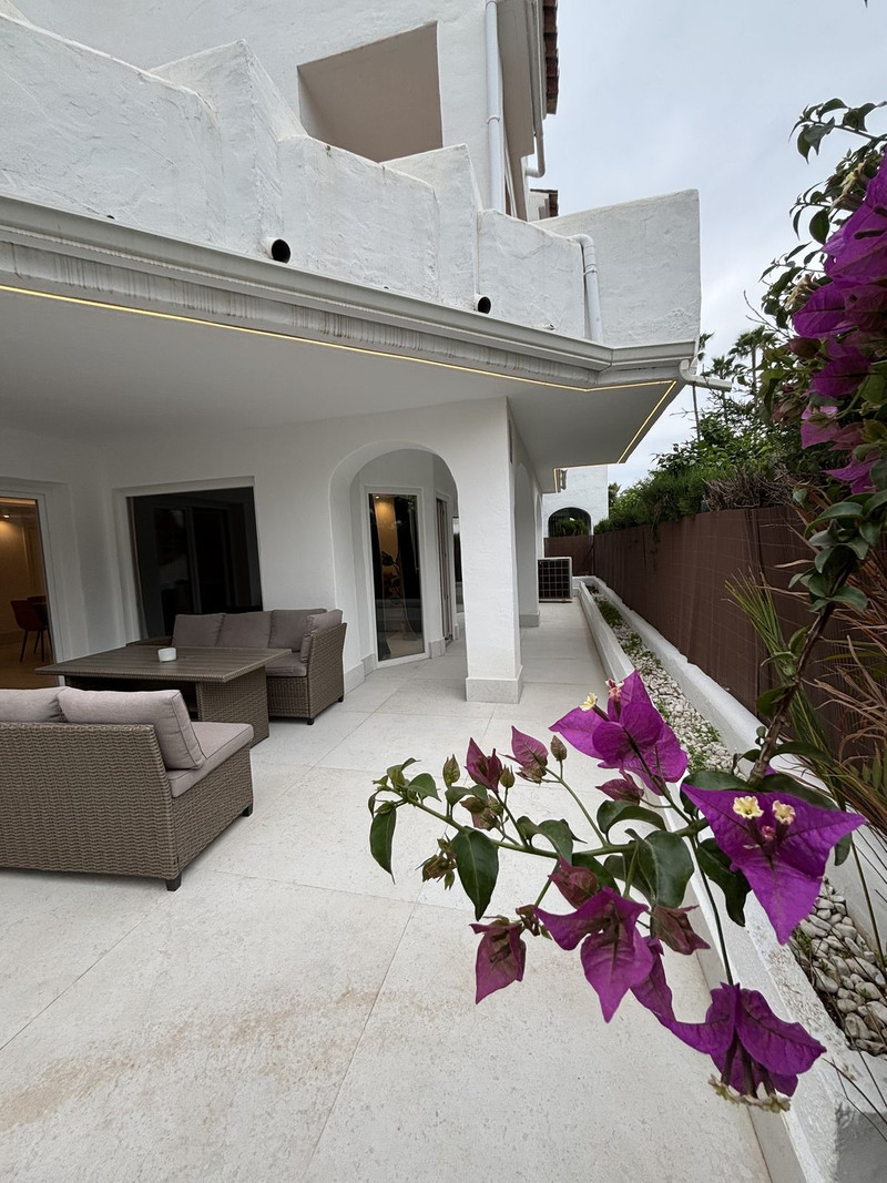Ground Floor Apartment for Long-Term Rent in Nueva Andalucía