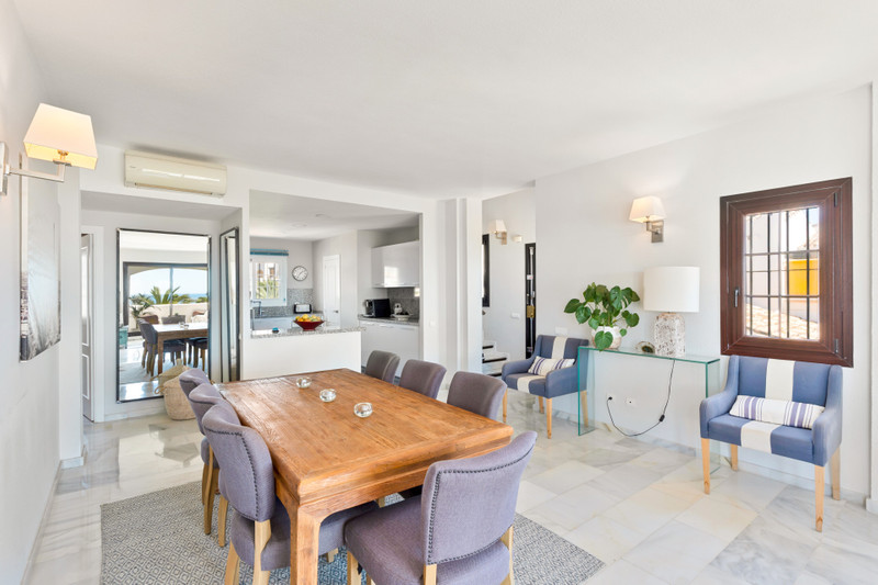 Duplex Penthouse for Long-Term Rent in Nueva Andalucía