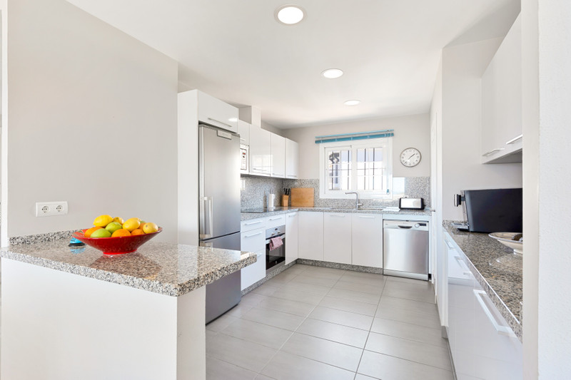 Duplex Penthouse for Long-Term Rent in Nueva Andalucía
