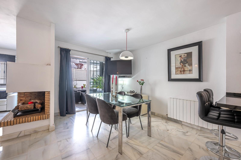 Luxury Townhouse for Long-Term Rent in Nueva Andalucía – Stylish Living in Marbella’s Prestigious Golf Valley