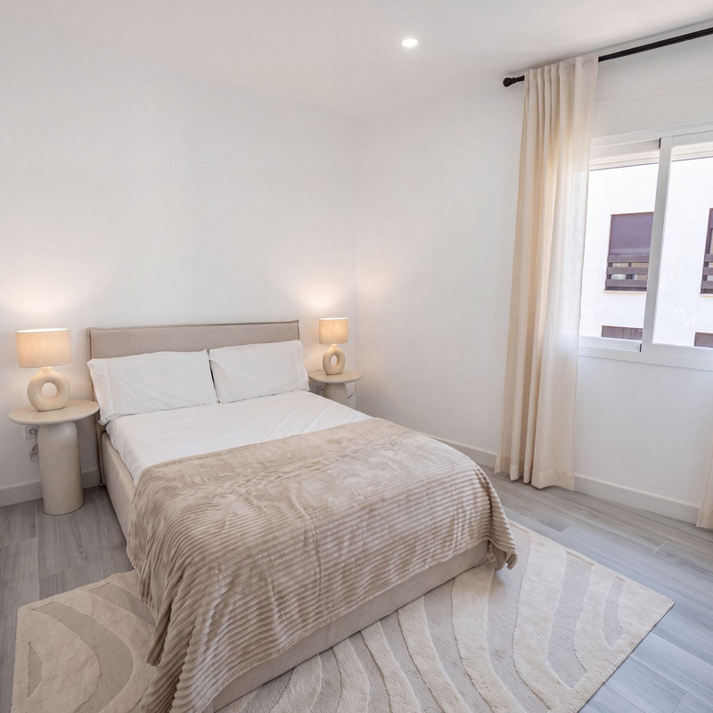 Beautiful Mid-Floor Apartment for Long-Term Rent in Nueva Andalucía – Marbella’s Golf Valley