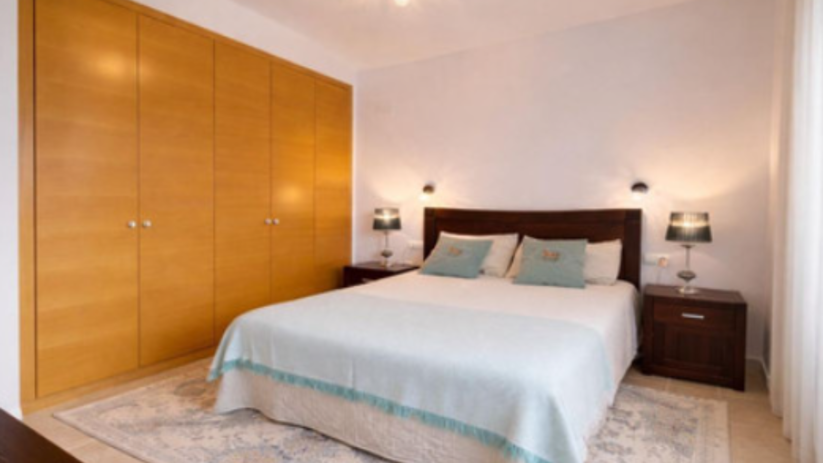 Ground Floor Apartment for Long-Term Rent in Benahavís