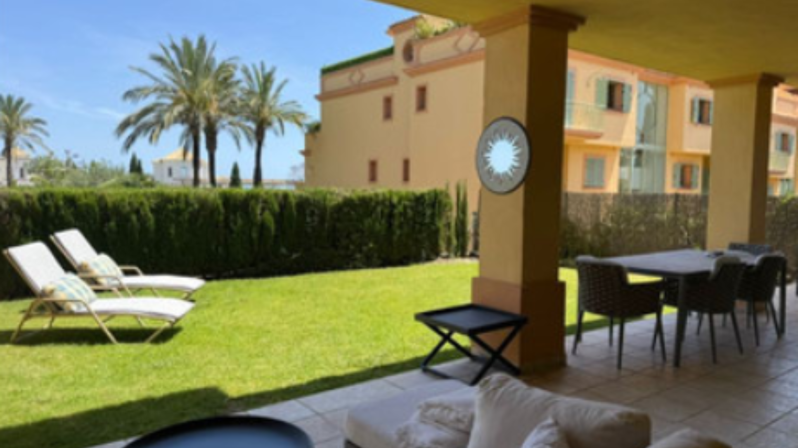 Ground Floor Apartment for Long-Term Rent in Benahavís