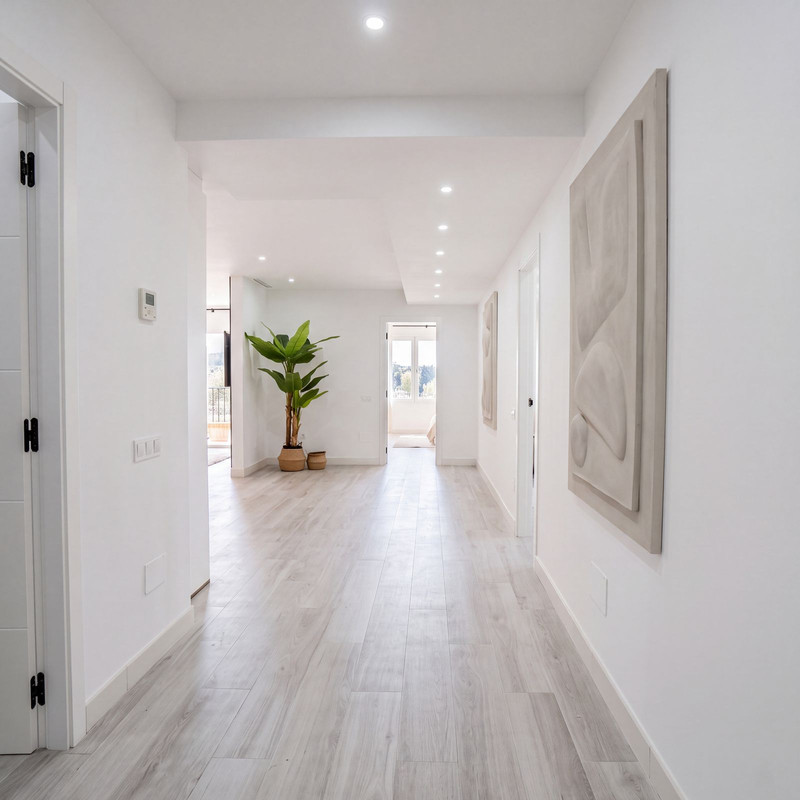 Beautiful Mid-Floor Apartment for Long-Term Rent in Nueva Andalucía – Marbella’s Golf Valley