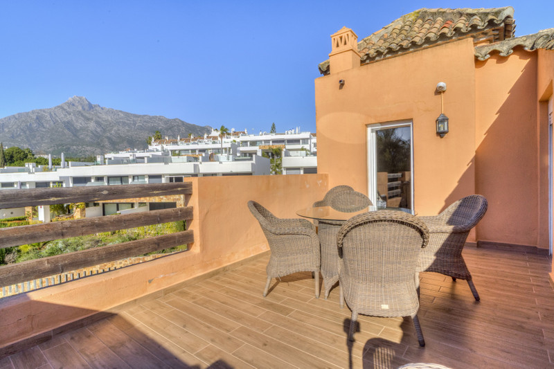 Beautiful Townhouse for Long-Term Rent on Marbella’s Prestigious Golden Mile