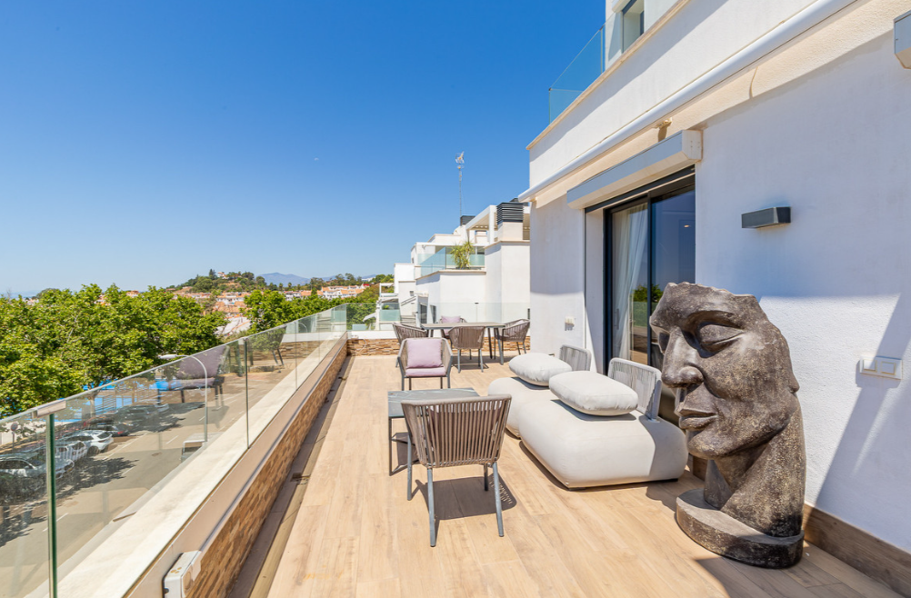 Luxury Duplex Penthouse for LongTerm Rental in Marbella