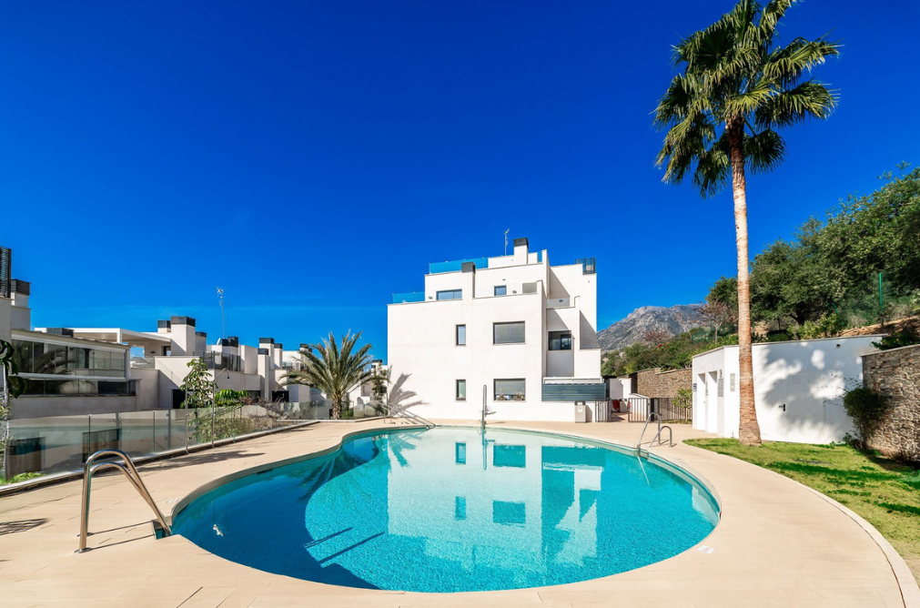 Luxury Duplex Penthouse for LongTerm Rental in Marbella