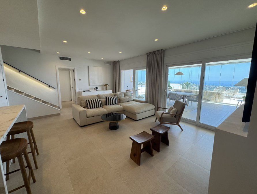 Beautiful Townhouse for Long-Term Rent in Marbella – Experience the Costa del Sol Lifestyle