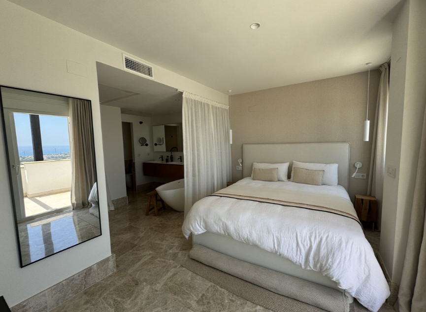 Beautiful Townhouse for Long-Term Rent in Marbella – Experience the Costa del Sol Lifestyle